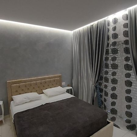 Beni 'S Apartments Sarande Exterior photo